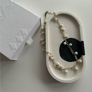 Melanie Auld Pearl Necklace